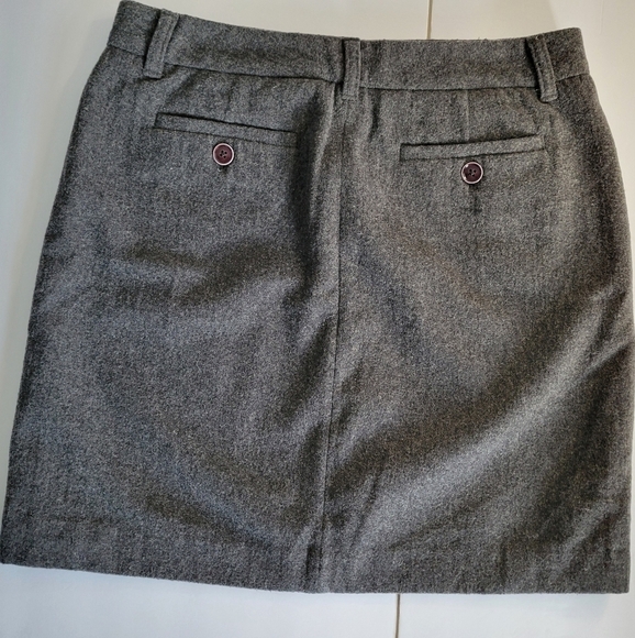 Eddie Bauer Charcoal Grey Wool Blend Fall Winter Mini Skirt - Picture 2 of 8